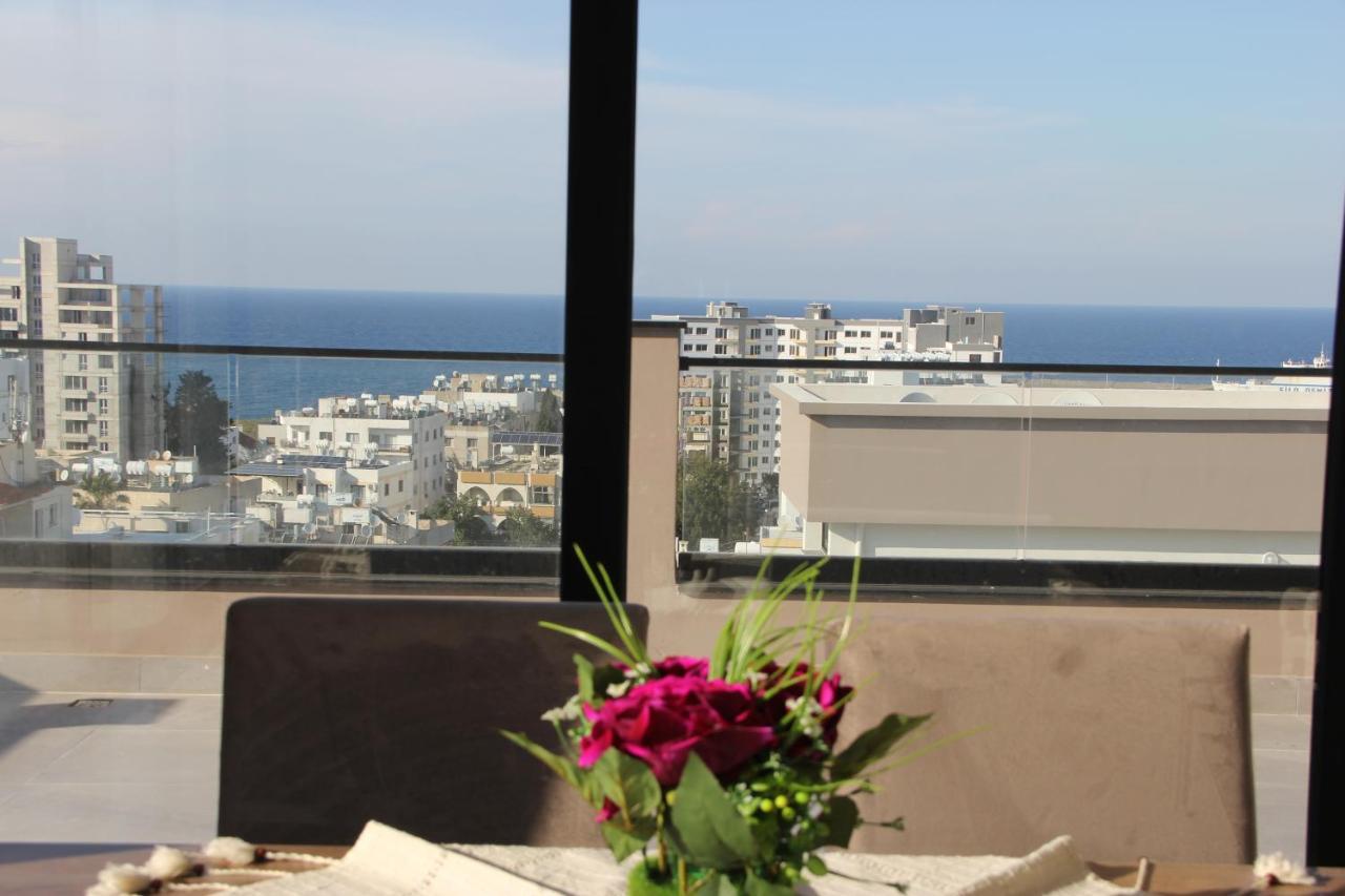Okman Homes Кирения Екстериор снимка
